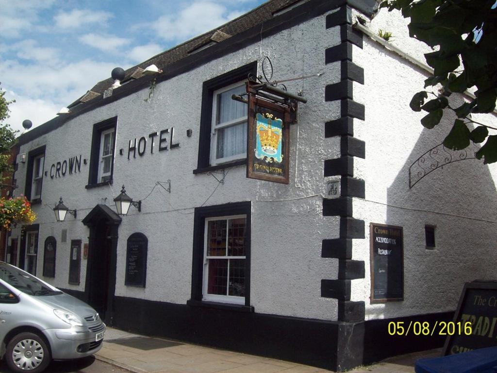 The Crown Hotel Swindon Esterno foto